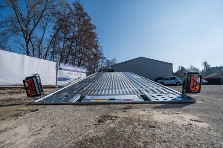 GAT-Trailers-80